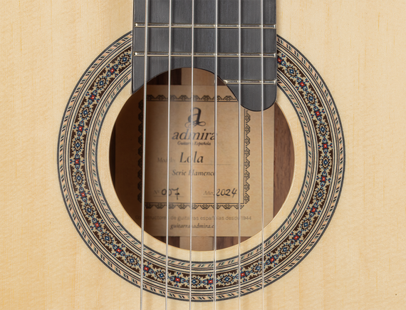 Admira Lola – gitara klasyczna flamenco